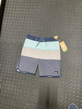 Load image into Gallery viewer, Quiksilver Boy Surfsilk Tijuana Boardshort
