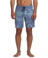 Load image into Gallery viewer, Billabong Men's Good Times Pro Boardshort
