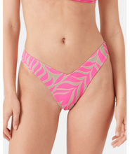 Load image into Gallery viewer, Roxy Stay Wild Swimwear and Cover Ups
