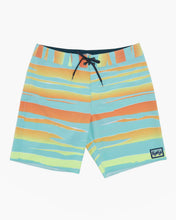 Load image into Gallery viewer, Billabong Sundays Pro Men's Boardshorts
