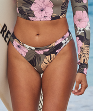 Load image into Gallery viewer, Roxy Pro The True Air Swimwear
