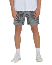 Load image into Gallery viewer, Billabong Men's Crossfire 17 and 19 Submersible Shorts
