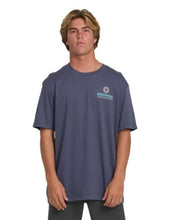 Load image into Gallery viewer, Billabong Men's Single Fin Premium SS T-Shirt
