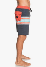Load image into Gallery viewer, Quiksilver Highland Six Channel 19" Boardshorts Parisian Night
