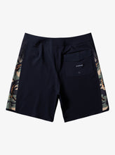 Load image into Gallery viewer, Quiksilver Surfsilk Arch Men's Boardshorts
